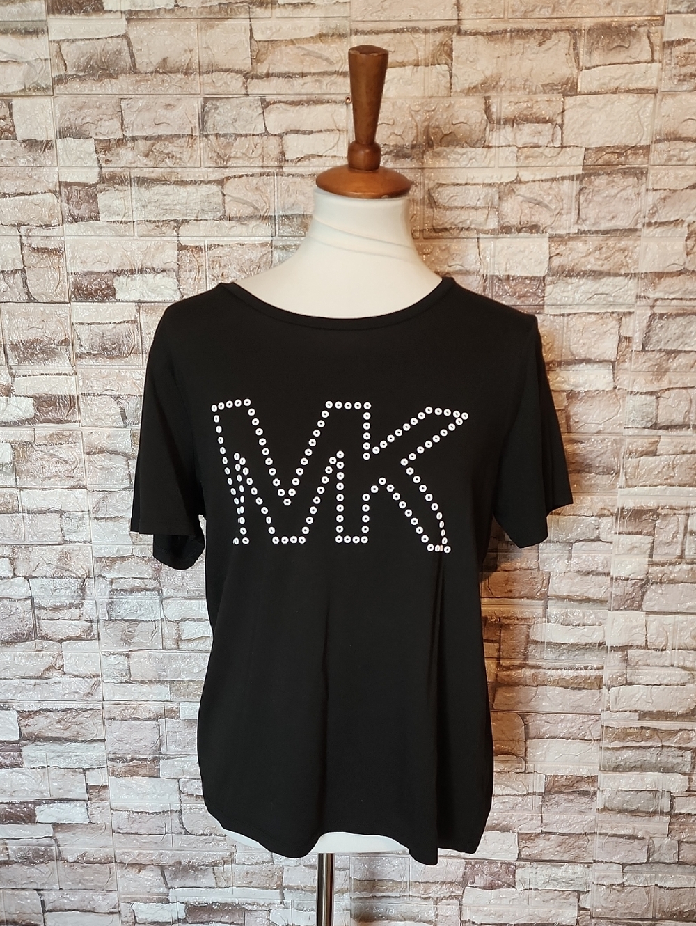 Michael Michael Kors Black & White Logo MK